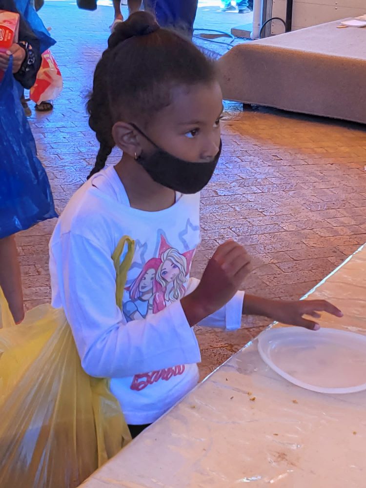 Feeding in Bo-Kaap 8