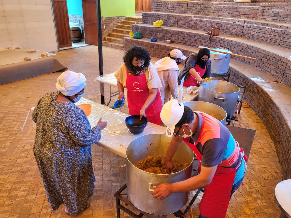 Feeding in Bo-Kaap 10