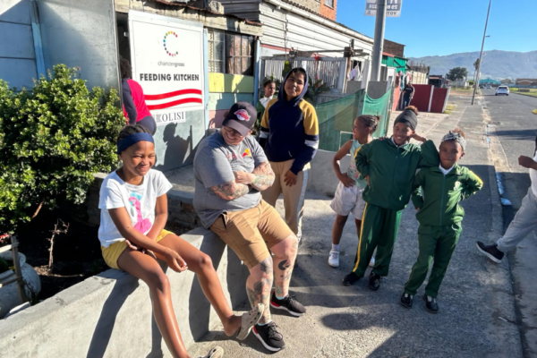 Feeding Kitchen Simone - Smalltalk